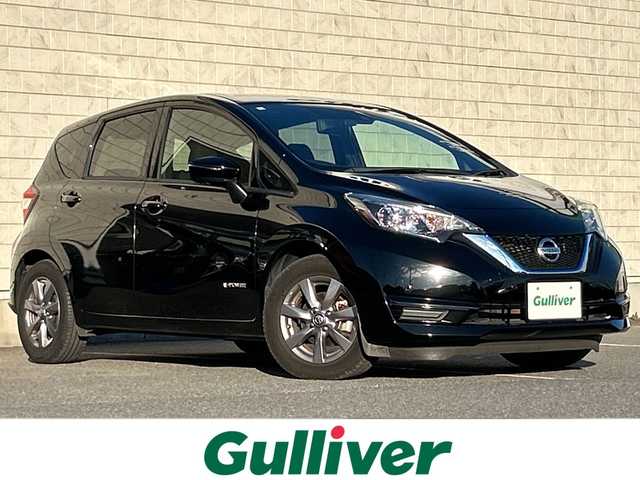 日産 ノート e－パワー X 茨城県 2018(平30)年 3.5万km スーパーブラック 純正メモリナビ【MM318D-W】/(地デジTV・CD・DVD・BT・ラジオ再生)/レーダークルーズコントロール/エマージェンシーブレーキ/コーナーセンサー/ドライブレコーダー/ETC/オートライト/LEDヘッドライト/純正15inアルミホイール/純正フロアマット/スマートキー