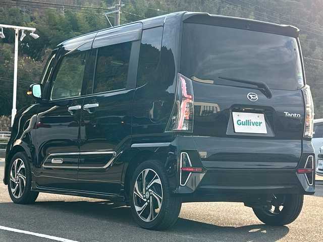 ダイハツ タント カスタム RS スタイルセレクション 佐賀県 2021(令3)年 5.3万km パールブラック 純正9インチナビゲーション/バックカメラ/ビルトインETC/アダプティブクルーズコントロール/ハーフレザーシート/前方ドライブレコーダー/前席シートヒーター/スマートアシスト/衝突回避支援ブレーキ機能/車線逸脱警報機能/両側パワースライド/純正15インチアルミホイール/LEDヘッドライト/フォグランプ