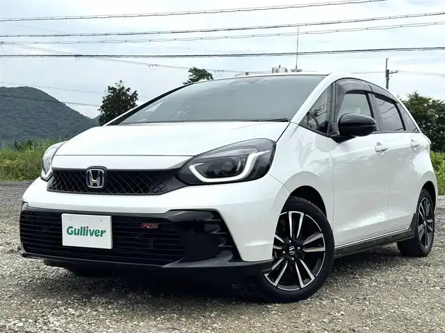 ホンダ フィット e:HEV RS 兵庫県 2023(令5)年 0.9万km プラチナホワイトパール 純正ナビ/フルセグTV/バックカメラ/Bluetooth接続可/純正15インチAW/LEDヘッドライト/ハーフレザーシート/レーダークルコン/AUTOライト/LEDヘッドライト/純正16インチアルミホイール