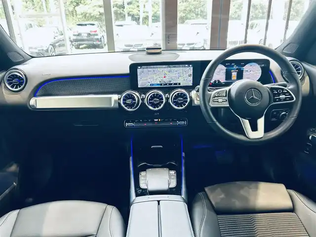 メルセデス・ベンツ Ｍ・ベンツ ＧＬＢ２００ｄ 4マチック 大阪府 2022(令4)年 1.4万km コスモスブラック レーダーセーフティP/ハーフレザー/シートヒーター/純正ナビ/TV/360度カメラ/ACC/純正18インチAW/LEDヘッドライト/アンビエントライト/電動リアゲート/ブラインドスポット/クリアランスソナー/ETC/ドラレコ/パドルシフト/ルーフレール