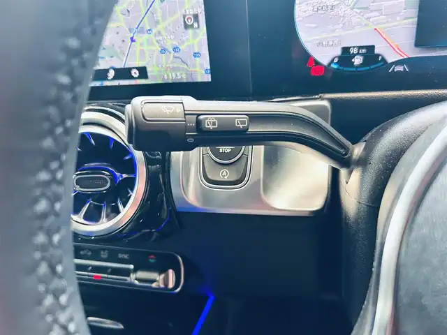 メルセデス・ベンツ Ｍ・ベンツ ＧＬＢ２００ｄ 4マチック 大阪府 2022(令4)年 1.4万km コスモスブラック レーダーセーフティP/ハーフレザー/シートヒーター/純正ナビ/TV/360度カメラ/ACC/純正18インチAW/LEDヘッドライト/アンビエントライト/電動リアゲート/ブラインドスポット/クリアランスソナー/ETC/ドラレコ/パドルシフト/ルーフレール