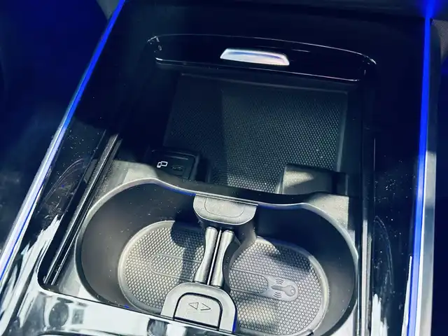 メルセデス・ベンツ Ｍ・ベンツ ＧＬＢ２００ｄ 4マチック 大阪府 2022(令4)年 1.4万km コスモスブラック レーダーセーフティP/ハーフレザー/シートヒーター/純正ナビ/TV/360度カメラ/ACC/純正18インチAW/LEDヘッドライト/アンビエントライト/電動リアゲート/ブラインドスポット/クリアランスソナー/ETC/ドラレコ/パドルシフト/ルーフレール