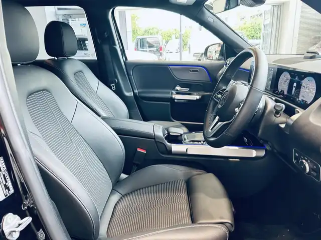 メルセデス・ベンツ Ｍ・ベンツ ＧＬＢ２００ｄ 4マチック 大阪府 2022(令4)年 1.4万km コスモスブラック レーダーセーフティP/ハーフレザー/シートヒーター/純正ナビ/TV/360度カメラ/ACC/純正18インチAW/LEDヘッドライト/アンビエントライト/電動リアゲート/ブラインドスポット/クリアランスソナー/ETC/ドラレコ/パドルシフト/ルーフレール