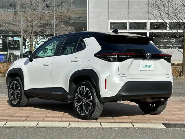 トヨタ ヤリスクロス ハイブリッド Z 福島県 2025(令7)年 0.9万km ブラックマイカ/プラチナホワイトパールマイカ トヨタセーフティセンス/・プリクラッシュセーフティ/・レーントレーシングアシスト/・レーダークルーズコントロール/・オートマチックハイビーム/・ロードサインアシスト/・緊急時操舵支援/ブラインドスポットモニター/純正ディスプレイオーディオ/【Tコネクトナビ/USB/HDMI/Bluetooth/TV/Miracast】/パノラミックビューモニター/ビルトインETC2.0/運転席パワーシート/前席シートヒーター/本革巻きステアリング/・ステアリングヒーター/・ステアリングリモコン/LEDヘッドライト/・オートライト/スマートキー/・プッシュスタート/社外フロアマット/取扱説明書/新車時保証書