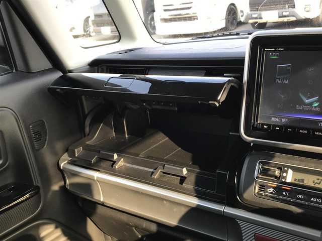 スズキ スペーシア カスタム HYBRID XS 富山県 2021(令3)年 2.3万km ピュアホワイトパール/ブラック2トーン 純正ナビ/フルセグTV/Bluetooth/全周囲カメラ/衝突被害軽減ブレーキ/コーナーセンサー/レーンキープアシスト/レーダークルーズコントロール/両側パワースライドドア/プッシュスタート/スマートキー/革巻きステアリング/ステアリングスイッチ/ETC