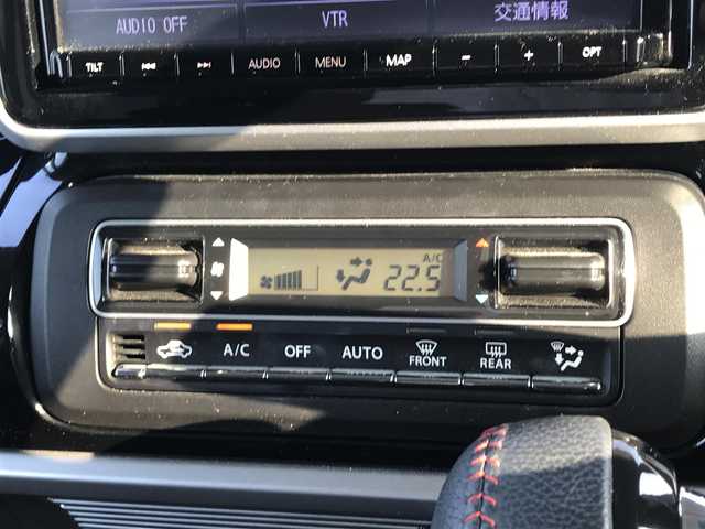 スズキ スペーシア カスタム HYBRID XS 富山県 2021(令3)年 2.3万km ピュアホワイトパール/ブラック2トーン 純正ナビ/フルセグTV/Bluetooth/全周囲カメラ/衝突被害軽減ブレーキ/コーナーセンサー/レーンキープアシスト/レーダークルーズコントロール/両側パワースライドドア/プッシュスタート/スマートキー/革巻きステアリング/ステアリングスイッチ/ETC