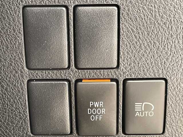 トヨタ アルファード X 愛知県 2020(令2)年 5万km ホワイトパールクリスタルシャイン 純正9型ディスプレイオーディオナビ/フリップダウンモニター/両側パワースライドドア/レーダークルーズコントロール/バックカメラ/コーナーセンサー/純正アルミホイール/ETC2.0/LEDヘッドライト/リアオートエアコン/オートマチックハイビーム/ドライブレコーダー/衝突軽減システム/フルセグ/CD DVD/Bluetooth/ステアリングスイッチ/スマートキー/プッシュスタート