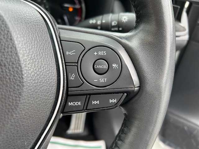 トヨタ ＲＡＶ４ G Zパッケージ 大阪府 2019(令1)年 2.4万km ホワイトパールクリスタルシャイン ブラインドスポットモニター/社外ナビ(BT/フルセグ/DVD)/レーダークルーズコントロール/プリクラッシュセーフティー/レーンキープアシスト/盗難防止装置/横滑り防止装置/ETC/LEDヘッドライト/オートライト/オートマチックハイビーム/レザーシート/シートヒーター/パワーシート/シートメモリー/電動リアゲート/ルーフレール/純正フロアマット/純正アルミホイール/スペアキー(1本)