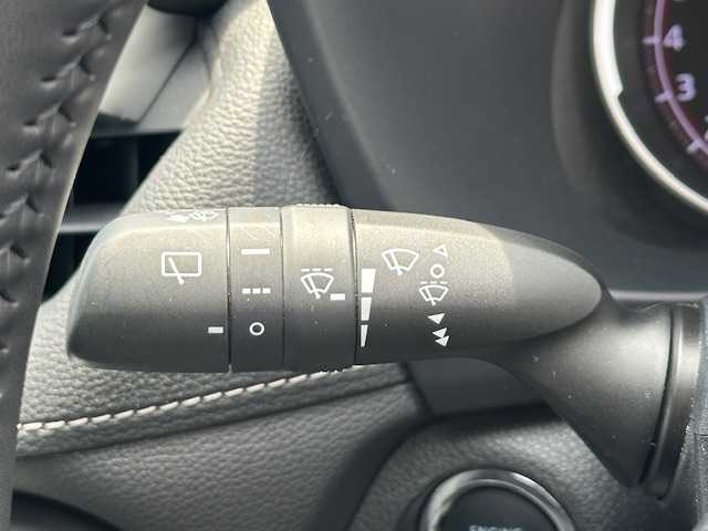 トヨタ ＲＡＶ４ G Zパッケージ 大阪府 2019(令1)年 2.4万km ホワイトパールクリスタルシャイン ブラインドスポットモニター/社外ナビ(BT/フルセグ/DVD)/レーダークルーズコントロール/プリクラッシュセーフティー/レーンキープアシスト/盗難防止装置/横滑り防止装置/ETC/LEDヘッドライト/オートライト/オートマチックハイビーム/レザーシート/シートヒーター/パワーシート/シートメモリー/電動リアゲート/ルーフレール/純正フロアマット/純正アルミホイール/スペアキー(1本)