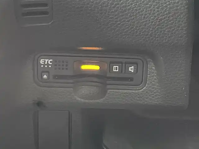 ホンダ Ｎ ＢＯＸ 2トン カスタム G L ターボ ホンダセンシング 滋賀県 2020(令2)年 6.1万km ミラノレッド 純正8インチナビ/【Bluetooth/CD/DVD/HDMI/フルセグTV】/バックカメラ/ETC/両側パワースライドドア/ハーフレザーシート/シートヒーター/LEDヘッドライト/ホンダセンシング/●衝突軽減ブレーキ/●誤発進抑制機能/●歩行者事故低減ステアリング/●先行車発進お知らせ機能/●標識認識機能/●路外逸脱抑制機能/●アダプティブ・クルーズ・コントロール/●車線維持支援システム/●後方誤発進抑制機能/●オートハイビーム/ステアリングスイッチ/スマートキー