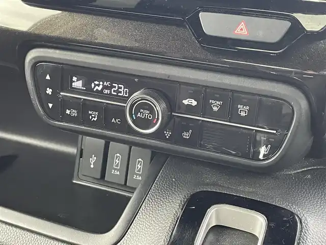 ホンダ Ｎ ＢＯＸ 2トン カスタム G L ターボ ホンダセンシング 滋賀県 2020(令2)年 6.1万km ミラノレッド 純正8インチナビ/【Bluetooth/CD/DVD/HDMI/フルセグTV】/バックカメラ/ETC/両側パワースライドドア/ハーフレザーシート/シートヒーター/LEDヘッドライト/ホンダセンシング/●衝突軽減ブレーキ/●誤発進抑制機能/●歩行者事故低減ステアリング/●先行車発進お知らせ機能/●標識認識機能/●路外逸脱抑制機能/●アダプティブ・クルーズ・コントロール/●車線維持支援システム/●後方誤発進抑制機能/●オートハイビーム/ステアリングスイッチ/スマートキー