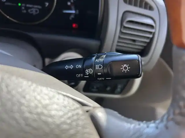 トヨタ ランドクルーザー VX－LTD Gセレクション 福岡県 2007(平19)年 6.4万km ホワイトパールクリスタルシャイン 前後ドラレコ/クルーズコントロール/SDナビ/・バックカメラ/・フルセグTV/・AUX/ETC/パワーシート(D席＋N席)/純正フロアマット/社外AW/センターデフロック/レザーシート/シートヒーター(D席＋N席)/エアシート(D席＋N席)/ルーフレール