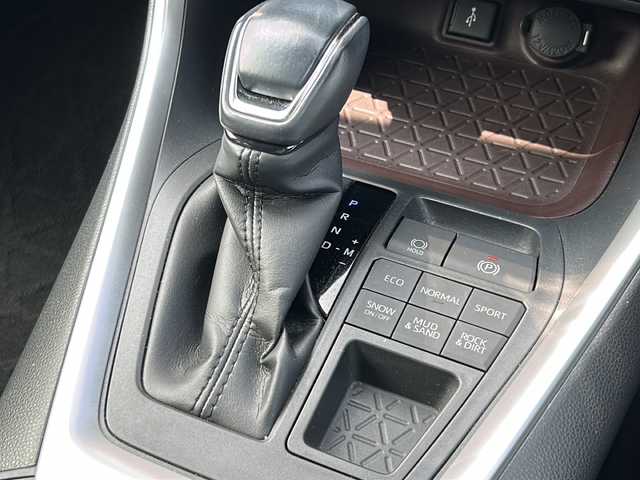 トヨタ ＲＡＶ４ G 石川県 2020(令2)年 4.2万km アティチュードブラックマイカ ワンオーナー/4WD/純正ディスプレイオーディオ/Bluetooth/フルセグＴＶ/ドライブレコーダー/全方位カメラ/ＥＴＣ/レーダークルーズコントロール/衝突警報装置/レーンアシスト/プッシュスタート/シートヒーター/LEDヘッドライト/オートライト/オートハイビーム/コーナーセンサー/パワーバックドア/ルーフレール/アルミ付きスタッドレス