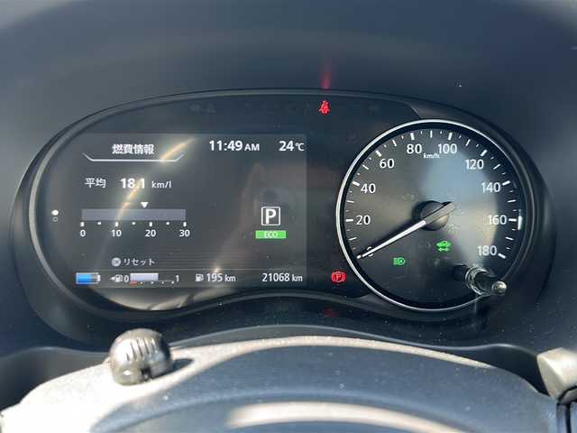 日産 キックス オーテック 山形県 2022(令4)年 2.1万km ブリリアントホワイトパール/ピュアブラック 2トーン 禁煙車/プロパイロット/純正ナビ/（Bluetooth/CD/DVD/フルセグ)/アラウンドビューモニター/前方純正ドライブレコーダー/デジタルインナーミラー/LEDオートライト/オートマチックハイビーム/フォグランプ/ステアリングスイッチ/電動パーキングブレーキ/オートブレーキホールド/ステアリングスイッチ/ステアリングヒーター/ETC/社外AW/純正フロアマット/社外AWスタッドレス(205/55/R17・6mm)4本積載/電動格納ウィンカーミラー/スマートキー×2/ドアバイザー