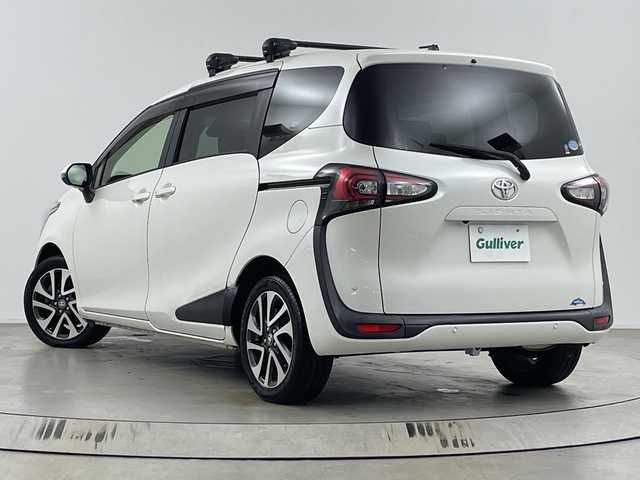 トヨタ シエンタ G クエロ 埼玉県 2019(令1)年 2.4万km ホワイトパールクリスタルシャイン 純正ナビ　NSZT-Y68T/（CD・DVD・フルセグTV・ラジオ・Bluetooth）/全方位カメラ/ビルトインETC/前方ドライブレコーダー/両側電動スライドドア/プッシュスタート/オートマチックハイビーム/レーンキープアシスト/衝突軽減ブレーキ/横滑り防止装置/ステアリングリモコン/アイドリングストップ/ルーフレール/電動格納ミラー/ウィンカーミラー/フロントフォグランプ/純正１６インチアルミホイール/社外フロアマット