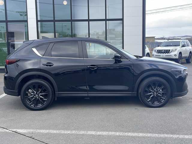 マツダ ＣＸ－５ XD ブラックトーンエディション 道東・釧路十勝 2023(令5)年 2.2万km ジェットブラックマイカ ・４WD　/・10.25インチマツダコネクトナビ/（AM・FM・フルセグ・BT）/・全方位カメラ　/・アダプティブクルーズコントロール　/・ハーフレザーシート/・前席シートヒーター/・スマートキー/・プッシュスタート/・ステアリングスイッチ/・ステアリングヒーター　/・LEDヘッドライト　/・オートライト　/・ドライブレコーダー　/・パワーシート/・オフロードトラクションアシスト/・オートブレーキホールド/・純正アルミホイール/・横滑り防止/・盗難防止/・衝突軽減システム