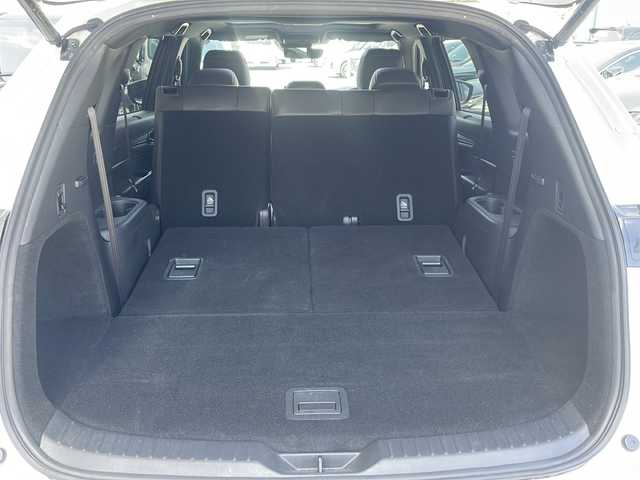 マツダ ＣＸ－８ XD Lパッケージ 大阪府 2020(令2)年 5.7万km スノーフレイクホワイトパールマイカ サンルーフ/全方位カメラ/BOSEサウンド/シートヒーター（前席/2列目）/エアーシート（前席）/本革シート/3列シート/純正ナビ（Bluetooth/CD/DVD）/衝突軽減システム/カーテンエアバッグ/オートクルーズ/ヘッドアップディスプレイ/ブラインドスポットモニター/レーンキープアシスト/ETC/2列目エアコン（温度調節可能）/純正アルミホイール/純正フロアマット/横滑り防止装置/盗難防止装置