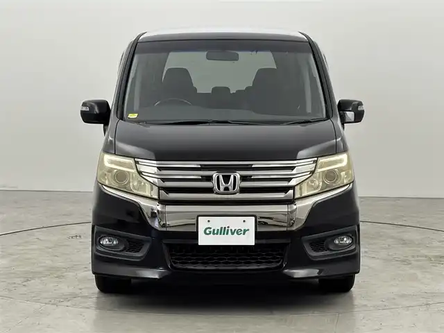 ホンダ ステップワゴン スパーダ Z クールスピリット 福岡県 2013(平25)年 9.2万km プレミアムスパークルブラックパール 純正９型ナビ（フルセグＴＶ）　/バックカメラ　/ビルトインＥＴＣ　/クルーズコントロール　/横滑り防止　/アイドリングストップ　/ＥＣＯＮ　/パドルシフト　/両側電動スライドドア　/ハーフレザー　/純正１７インチＡＷ