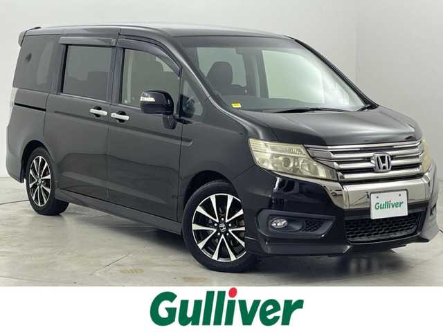 ホンダ ステップワゴン スパーダ Z クールスピリット 福岡県 2013(平25)年 9.2万km プレミアムスパークルブラックパール 純正９型ナビ（フルセグＴＶ）　/バックカメラ　/ビルトインＥＴＣ　/クルーズコントロール　/横滑り防止　/アイドリングストップ　/ＥＣＯＮ　/パドルシフト　/両側電動スライドドア　/ハーフレザー　/純正１７インチＡＷ