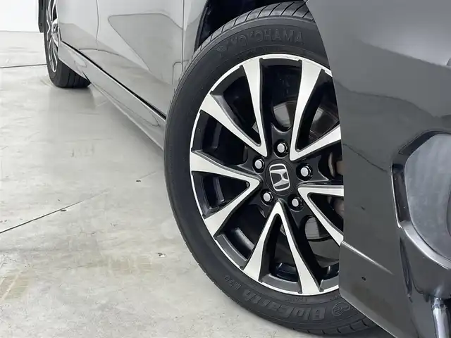 ホンダ ステップワゴン スパーダ Z クールスピリット 福岡県 2013(平25)年 9.2万km プレミアムスパークルブラックパール 純正９型ナビ（フルセグＴＶ）　/バックカメラ　/ビルトインＥＴＣ　/クルーズコントロール　/横滑り防止　/アイドリングストップ　/ＥＣＯＮ　/パドルシフト　/両側電動スライドドア　/ハーフレザー　/純正１７インチＡＷ
