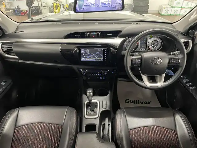 トヨタ ハイラックス Z 道央・札幌 2021(令3)年 2.5万km アティチュードブラックマイカ 4WD　/トヨタセーフティセンス　/純正ナビ　/フルセグＴＶ/CD/DVD/Bluetooth/HDMI/SD/USB/バックカメラ　/純正１７インチアルミホイール　/トノカバー　/ロールバー/オーバーフェンダー　/デジタルインナーミラー型前後ドラレコ/リアモニター　/レーダークルーズコントロール/クラッツィオシートカバー/ミラーヒーター/LEDヘッドライ/LEDフォグランプ/ETC/コーナーセンサー/スマートキー×2/保証書/取扱説明書