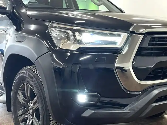 トヨタ ハイラックス Z 道央・札幌 2021(令3)年 2.5万km アティチュードブラックマイカ 4WD　/トヨタセーフティセンス　/純正ナビ　/フルセグＴＶ/CD/DVD/Bluetooth/HDMI/SD/USB/バックカメラ　/純正１７インチアルミホイール　/トノカバー　/ロールバー/オーバーフェンダー　/デジタルインナーミラー型前後ドラレコ/リアモニター　/レーダークルーズコントロール/クラッツィオシートカバー/ミラーヒーター/LEDヘッドライ/LEDフォグランプ/ETC/コーナーセンサー/スマートキー×2/保証書/取扱説明書