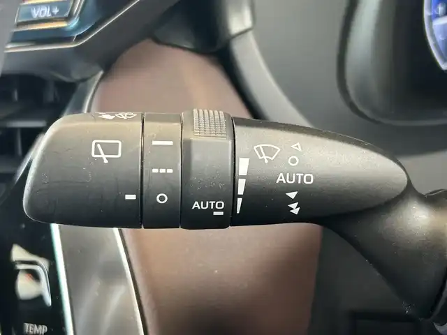 トヨタ ハリアー Z 群馬県 2023(令5)年 2万km プレシャスブラックパール ワンオーナー/純正メモリナビ/(BT/フルセグTV)/バックカメラ/追従機能付きクルーズコントロール/ビルトインETC2.0/JBLオーディオ/パワーシート(D)/衝突軽減システム/盗難防止装置/電動リアゲート/オートマチックハイビーム/ドアバイザー/純正フロアマット/プッシュスタート/スマートキー×２/保証書＆取説