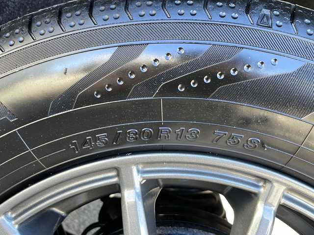 ダイハツ ミラ ジーノ X 青森県 2006(平18)年 4万km ブリティッシュグリーンマイカ 4WD/純正オーディオ/CD・MD/社外13インチアルミホイール/オートエアコン/パワーステアリング/パワーウィンドウ/リモコンキー/ドアバイザー/フロアマット/セキュリティアラーム