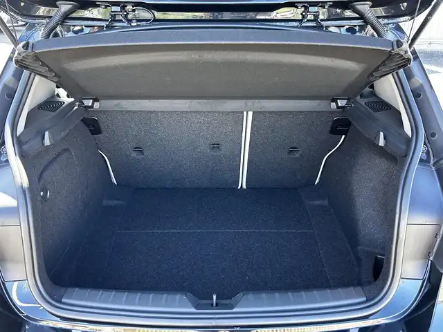 ＢＭＷ １１８ｉ スタイル 静岡県 2015(平27)年 6.9万km 黒 エンジンプッシュスタート/純正ナビ（CD.DVD.FM.AM.）/純正バイザー/純正アルミホイール16インチ/純正フロアマット/モード切替（SPORTS.NORMAL.ECO）/クルーズコントロール追従あり/アイドリングストップ/ドライブレコーダー/スペアキー