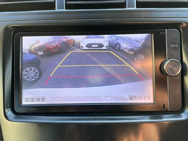 トヨタ プリウス α S 神奈川県 2012(平24)年 12.3万km ホワイトパールクリスタルシャイン (株)IDOMが運営する【じしゃロン秦野店】の自社ローン専用車両になります。こちらは現金またはオートローンご利用時の価格です。自社ローンご希望の方は別途その旨お申付け下さい/・メモリナビ/・フルセグテレビ/・バックカメラ/・ETC/・Bluetooth接続/・DVD再生機能