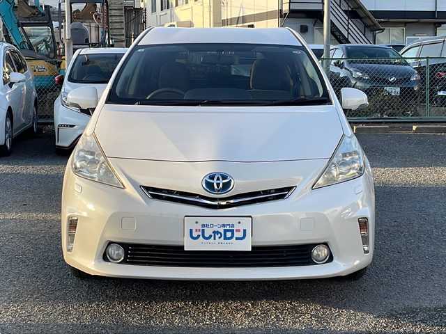 トヨタ プリウス α S 神奈川県 2012(平24)年 12.3万km ホワイトパールクリスタルシャイン (株)IDOMが運営する【じしゃロン秦野店】の自社ローン専用車両になります。こちらは現金またはオートローンご利用時の価格です。自社ローンご希望の方は別途その旨お申付け下さい/・メモリナビ/・フルセグテレビ/・バックカメラ/・ETC/・Bluetooth接続/・DVD再生機能