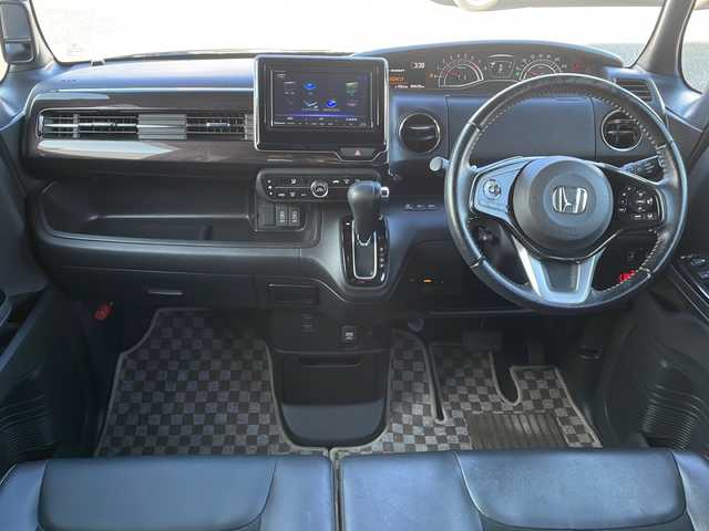 ホンダ Ｎ ＢＯＸ カスタム G L ターボ ホンダセンシング 熊本県 2018(平30)年 9.5万km クリスタルブラックパール (株)IDOMが運営する【じしゃロン熊本店】の自社ローン専用車両になります。こちらは現金またはオートローンご利用時の価格です。自社ローンご希望の方は別途その旨お申付け下さい　/社外ナビ（CN-RX04D）/バックカメラ/フルセグテレビ/Blu-ray/DVD/CD/Bluetooth接続/両側パワースライドドア/ハーフレザーシート/コーナーセンサー/クルーズコントロール/LEDヘッドライト/オートライト/スマートキー