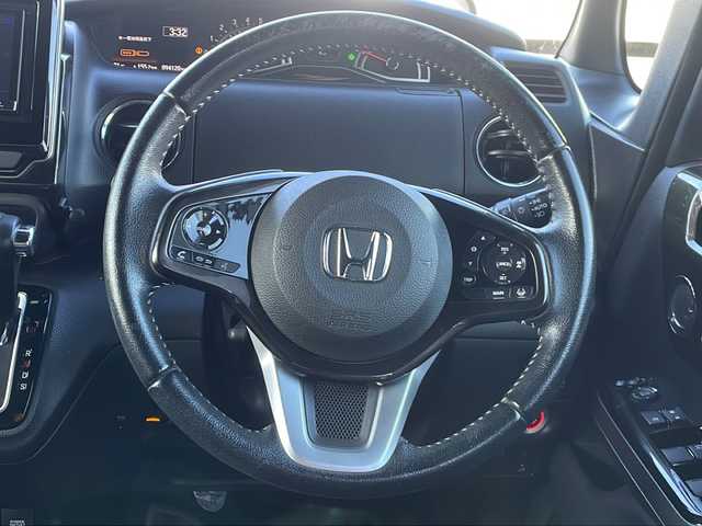 ホンダ Ｎ ＢＯＸ カスタム G L ターボ ホンダセンシング 熊本県 2018(平30)年 9.5万km クリスタルブラックパール (株)IDOMが運営する【じしゃロン熊本店】の自社ローン専用車両になります。こちらは現金またはオートローンご利用時の価格です。自社ローンご希望の方は別途その旨お申付け下さい　/社外ナビ（CN-RX04D）/バックカメラ/フルセグテレビ/Blu-ray/DVD/CD/Bluetooth接続/両側パワースライドドア/ハーフレザーシート/コーナーセンサー/クルーズコントロール/LEDヘッドライト/オートライト/スマートキー