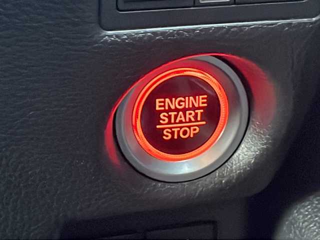 ホンダ Ｎ ＢＯＸ カスタム G L ターボ ホンダセンシング 熊本県 2018(平30)年 9.5万km クリスタルブラックパール (株)IDOMが運営する【じしゃロン熊本店】の自社ローン専用車両になります。こちらは現金またはオートローンご利用時の価格です。自社ローンご希望の方は別途その旨お申付け下さい　/社外ナビ（CN-RX04D）/バックカメラ/フルセグテレビ/Blu-ray/DVD/CD/Bluetooth接続/両側パワースライドドア/ハーフレザーシート/コーナーセンサー/クルーズコントロール/LEDヘッドライト/オートライト/スマートキー