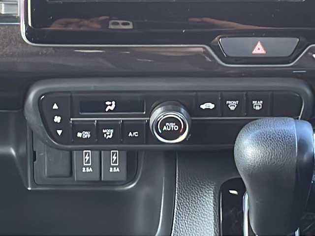 ホンダ Ｎ ＢＯＸ カスタム G L ターボ ホンダセンシング 熊本県 2018(平30)年 9.5万km クリスタルブラックパール (株)IDOMが運営する【じしゃロン熊本店】の自社ローン専用車両になります。こちらは現金またはオートローンご利用時の価格です。自社ローンご希望の方は別途その旨お申付け下さい　/社外ナビ（CN-RX04D）/バックカメラ/フルセグテレビ/Blu-ray/DVD/CD/Bluetooth接続/両側パワースライドドア/ハーフレザーシート/コーナーセンサー/クルーズコントロール/LEDヘッドライト/オートライト/スマートキー