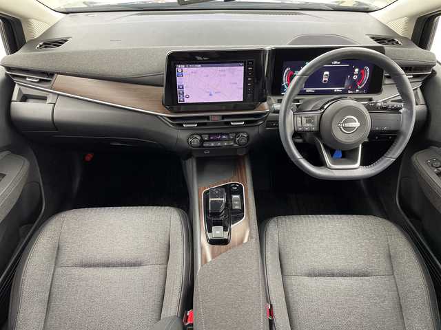 日産 オーラ G 岐阜県 2023(令5)年 1.6万km 紺 純正9インチナビ【MM222D-L】/AM FM/SD/Bluetooth /HDMI/フルセグテレビ/アラウンドビューモニター/ナビ連携ドライブレコーダー/革巻きステアリング/ステアリングリモコン/ステアリングヒーター/ハーフレザーシート/シートヒーター(D/N席)/デジタルインナーミラー/ビルトインETC/電動パーキングブレーキ/オートホールド機能/ブラインドスポットビューモニター/コーナーセンサー/速度標識表示/標識検知支援/側方支援/車線逸脱警報/車線逸脱防止支援/後側方支援/後側方車両検知警報/後側方衝突防止支援/エマージェンシーブレーキ/横滑り防止装置/駐車支援/移動物検知機能/後退時車両検知警報/ふらつき警報/凍結注意警報/トレースコントロール