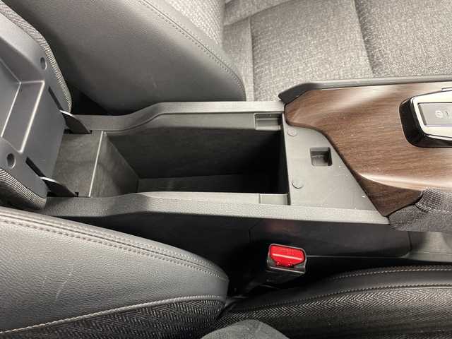 日産 オーラ G 岐阜県 2023(令5)年 1.6万km 紺 純正9インチナビ【MM222D-L】/AM FM/SD/Bluetooth /HDMI/フルセグテレビ/アラウンドビューモニター/ナビ連携ドライブレコーダー/革巻きステアリング/ステアリングリモコン/ステアリングヒーター/ハーフレザーシート/シートヒーター(D/N席)/デジタルインナーミラー/ビルトインETC/電動パーキングブレーキ/オートホールド機能/ブラインドスポットビューモニター/コーナーセンサー/速度標識表示/標識検知支援/側方支援/車線逸脱警報/車線逸脱防止支援/後側方支援/後側方車両検知警報/後側方衝突防止支援/エマージェンシーブレーキ/横滑り防止装置/駐車支援/移動物検知機能/後退時車両検知警報/ふらつき警報/凍結注意警報/トレースコントロール