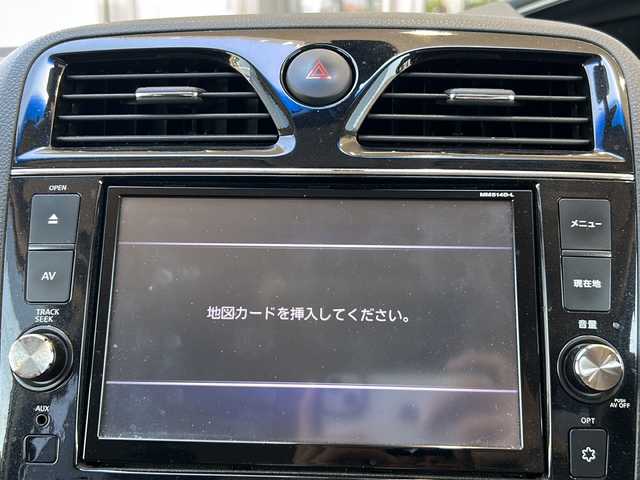 日産 セレナ ハイウェイスター Sハイブリッド 静岡県 2014(平26)年 10.5万km ブリリアントホワイトパール 純正SDナビ/・CD/・DVD/・ワンセグTV/・Bluetooth/・USB/・AM/・FM/主要装備/・純正後席モニター/・両側パワスラ/・衝突軽減/・レーンキープ/・バックカメラ/・クルコン/・LEDヘッドライト/・オートライト/・フォグランプ/・純正フロアマット/・純正アルミホイール/・スマートキー/・プッシュスタート