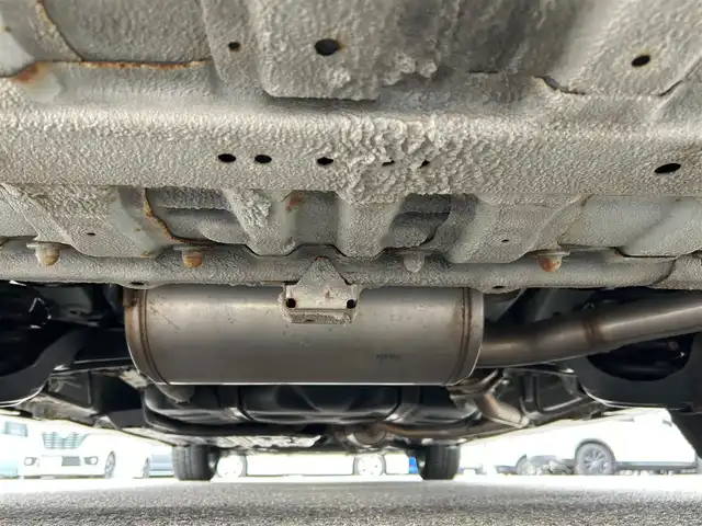 ホンダ ステップワゴン スパーダ クールスピリット 滋賀県 2016(平28)年 7.8万km ホワイトオーキッドパール ガソリン/2WD(FF)/CVT/純正SDナビ/（フルセグ/Bluetooth/CD/DVD/ipod/AM/FM/SD）/プリクラッシュブレーキアシスト/ヒルスタート（坂道発進）アシスト/レーンキープアシスト/バックカメラ/ETC/フリップダウンモニター/横滑り防止/ECON/アイドリングストップ/パドルシフト/シートヒーター/両側パワースライドドア/ミラーヒーター/レーダクルーズコントロール/ドライブレコーダー/オートライト/フォグランプ/純正マット/ドアバイザー/純正AW付きサマー積込み/（205/55/R17）/ウィンカーミラー/集中ドアロック