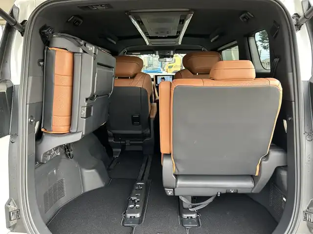 トヨタ ヴェルファイア ハイブリット Z プレミア 宮城県 2023(令5)年 2万km プラチナホワイトパールマイカ １オーナー//３６０°カメラ//純正メモリナビ（フルセグＴＶ、ＡＭ、ＦＭ、ＢＴ）//ムーンルーフ//ユニバーサルステップ//フリップダウンモニター//ＢＳＭ//レーダークルコン//ビルトインＥＴＣ２．０//ＵＳＢポート//１００Ｖ電源//パワーバックドア//ステアリングアシスト//ヘッドアップディスプレイ//シートヒーター//エアシート//横滑り防止機能