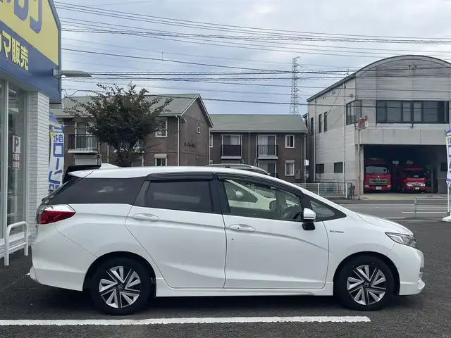 ホンダ シャトル ハイブリッド X スタイルエディション 徳島県 2016(平28)年 10.2万km ホワイトオーキッドパール (株)IDOMが運営する【じしゃロン徳島店】の自社ローン専用車両になりますこちらは現金またはオートローンご利用時の価格です。/自社ローンご希望の方は別途その旨お申付け下さい”										/										/										/ナビゲーション/バックカメラ