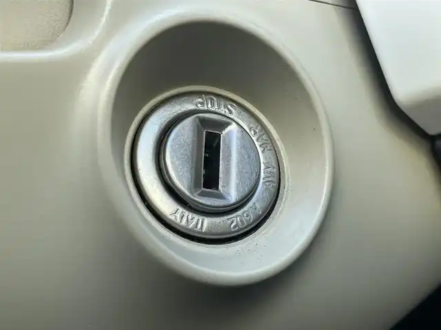 フィアット ５００ 1．2 ポップ 愛知県 2016(平28)年 4.3万km ビアンコ・ガーラ リモコンキー/社外ナビ/フルセグTV/BT/USB/ETC/社外14インチAW/ステアリングスイッチ/純正フロアマット/純正ホイールキャップ付きスタッドレス4本車載/取説、保証書