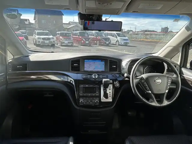 日産 エルグランド 250ハイウェイスターS 熊本県 2019(令1)年 3.8万km ブリリアントホワイトパール 純正メーカーOPナビ/・AM/FM/BT/CD/DVD/・フルセグTV/・全方位カメラ/デジタルインナーミラー/360°セーフティアシスト/・インテリジェントエマージェンシーブレーキ/・踏み間違い衝突防止アシスト/・車線逸脱警報/・車線逸脱防止支援システム/・ハイビームアシスト/・進入禁止標識検知/・インテリジェントクルーズコントロール/・インテリジェントアラウンドビューモニター/デジタルインナーミラー/ドアミラーウィンカー/ハーフレザーシート/ステアリングスイッチ/ビルトインETC/両側パワースライドドア/ドアバイザー/サンシェード/純正18インチAW/純正フロアマット/プッシュスタート/・スマートキー