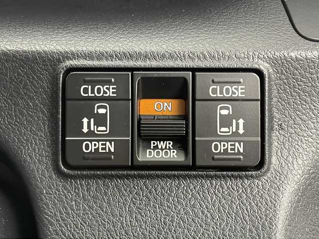 トヨタ シエンタ G クエロ 茨城県 2019(平31)年 5.1万km ブラックマイカ/センシュアルレッドマイカ ナビ　フルセグＴＶ　Bluetooth　バックモニター　両側電動スライドドア　トヨタセーフティセンス　レーンキープアシスト　ＬＥＤヘッドランプ　シートヒーター　ステアリングヒーター