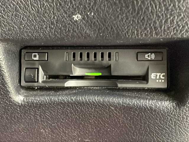 トヨタ シエンタ G クエロ 茨城県 2019(平31)年 5.1万km ブラックマイカ/センシュアルレッドマイカ ナビ　フルセグＴＶ　Bluetooth　バックモニター　両側電動スライドドア　トヨタセーフティセンス　レーンキープアシスト　ＬＥＤヘッドランプ　シートヒーター　ステアリングヒーター