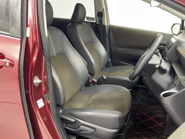 トヨタ シエンタ G クエロ 茨城県 2019(平31)年 5.1万km ブラックマイカ/センシュアルレッドマイカ ナビ　フルセグＴＶ　Bluetooth　バックモニター　両側電動スライドドア　トヨタセーフティセンス　レーンキープアシスト　ＬＥＤヘッドランプ　シートヒーター　ステアリングヒーター