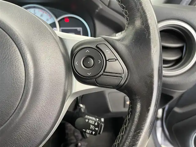 トヨタ ８６ GT リミテッド 大分県 2017(平29)年 8.6万km アイスシルバーメタリック ワンオーナ/社外ナビ/（フルセグ/CD/DVD/Bluetooth）/ハーフレザーシート/前席シートヒーター/クルーズコントロール/6速マニュアル/ステアリングスイッチ/オートライト/LEDヘッドライト/スマートキー・プッシュスタート/純正アルミホイール/電動格納ミラー/保証書・取扱説明書