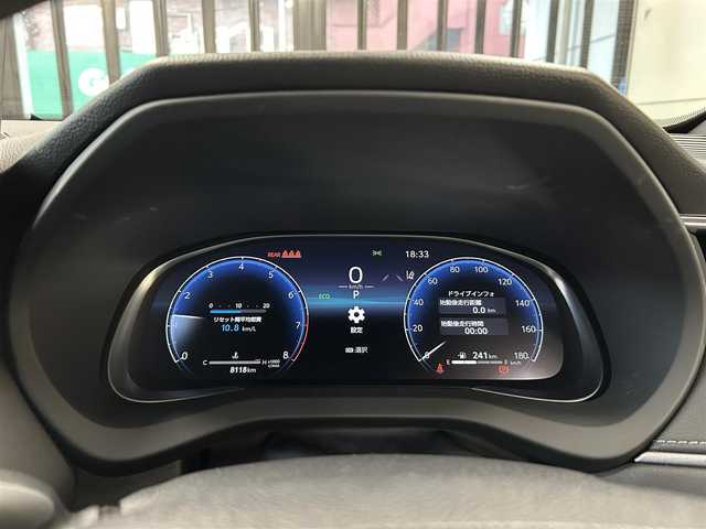 トヨタ ハリアー G 東京都 2023(令5)年 0.9万km ブラック ワンオーナー/純正１２インチディスプレイオーディオ/(フルセグ/Bluetooth/USB/Miracast)/バックカメラ/電動パーキング/ハーフレザー/運転席パワーシート/プリクラッシュセーフティ/レーダークルーズコントロール/LKA/前後コーナーセンサー/デジタルインナーミラー/スマートキー/プッシュスタート/オートライト/オートハイビーム/LEDライト/前フォグランプ/ETC2.0/純正フロアマット/ISOFIX/革巻きステアリング/ステアリングスイッチ/パワーバックドア/プライバシーガラス/電格ウィンカーミラー/純正18インチアルミホイール/W+サイドSRS＆ABS/横滑り防止装置/取扱説明書/保証書
