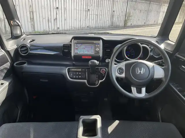 ホンダ Ｎ ＢＯＸ G Lパッケージ 福岡県 2012(平24)年 10万km クリスタルブラックパール (株)IDOMが運営する【じしゃロン八幡西店】の自社ローン専用車両になります。こちらは現金またはオートローンご利用時の価格です。自社ローンご希望の方は別途その旨お申付け下さい/スマートキー/純正ナビ/ワンセグ/バックカメラ/片側パワースライドドア/ウィンカーミラー/ドアバイザー