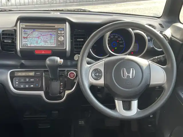 ホンダ Ｎ ＢＯＸ G Lパッケージ 福岡県 2012(平24)年 10万km クリスタルブラックパール (株)IDOMが運営する【じしゃロン八幡西店】の自社ローン専用車両になります。こちらは現金またはオートローンご利用時の価格です。自社ローンご希望の方は別途その旨お申付け下さい/スマートキー/純正ナビ/ワンセグ/バックカメラ/片側パワースライドドア/ウィンカーミラー/ドアバイザー